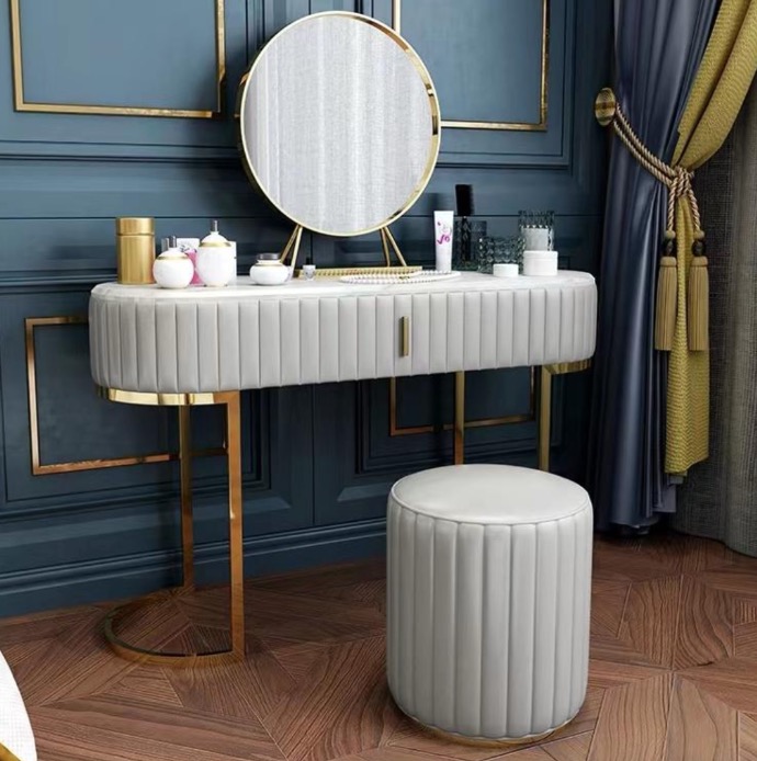A1021-Dressing tables